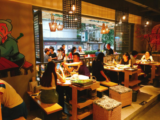 串串香排名新秀,洪七公吃串串短短半年迅速占领市场