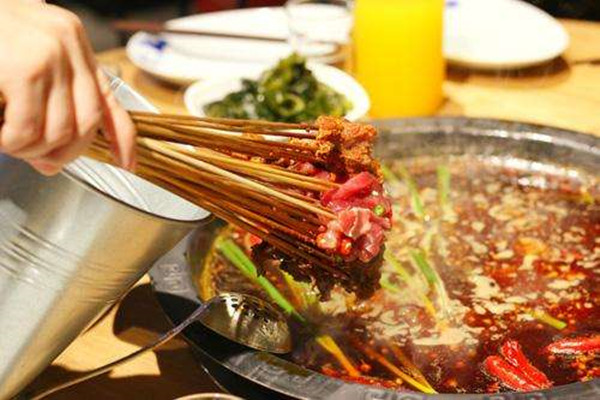 砂锅串串香加盟哪家好