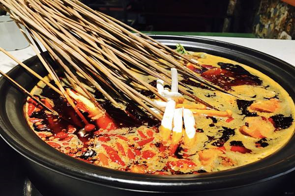 串串香在餐饮里后面发展怎么样