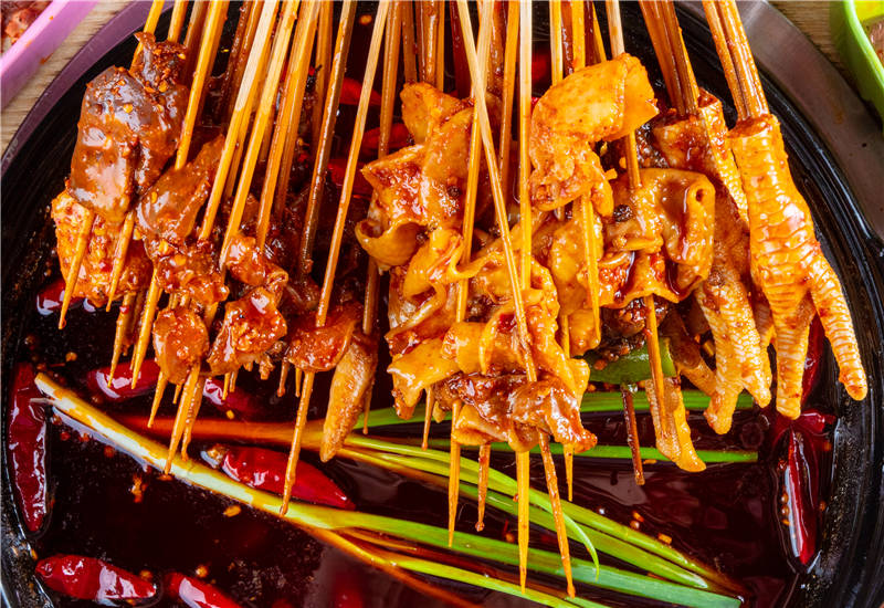 ​加盟一家串串香店需要注意什么？怎样能够将店铺经营好