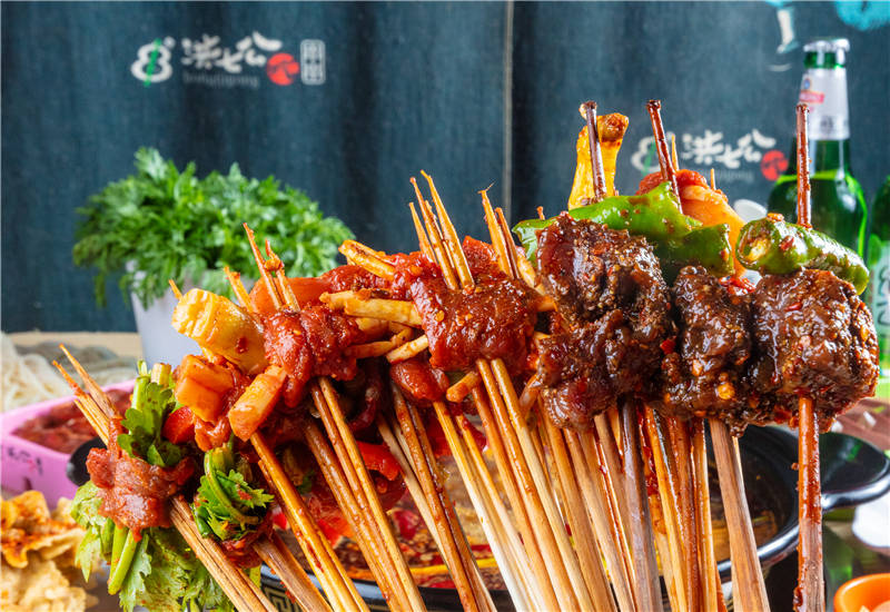 串串香加盟店之所以经营的好有哪些基本的特色小吃呢